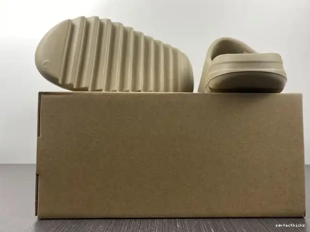 Yeezy GW1934 Pure Adidas Slide 0617